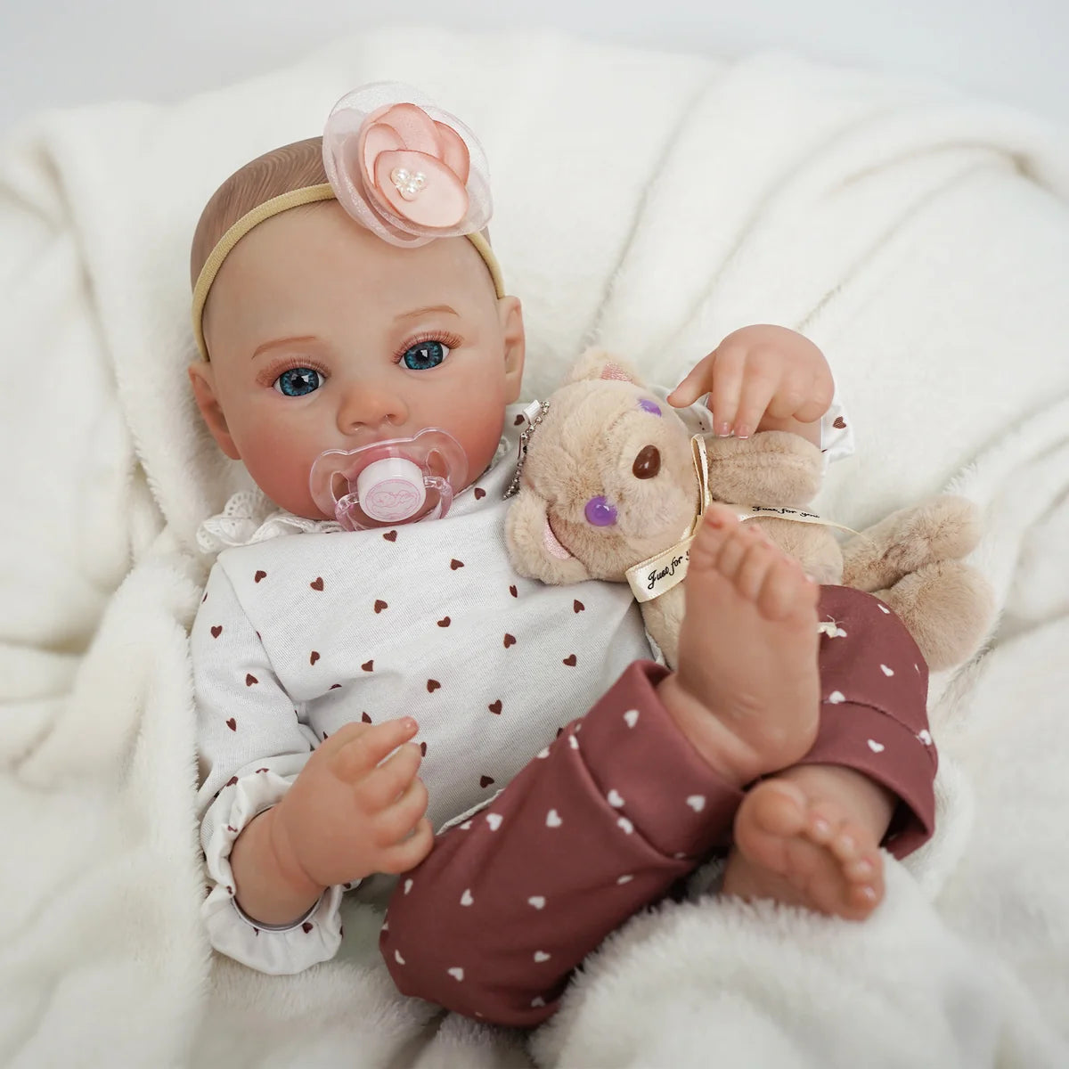 Boneca Bebê Reborn Silicone Realista 48cm Original Kit Acessórios Conjunto Roupa Mamadeira Chupeta Pelúcia Fralda Certidão