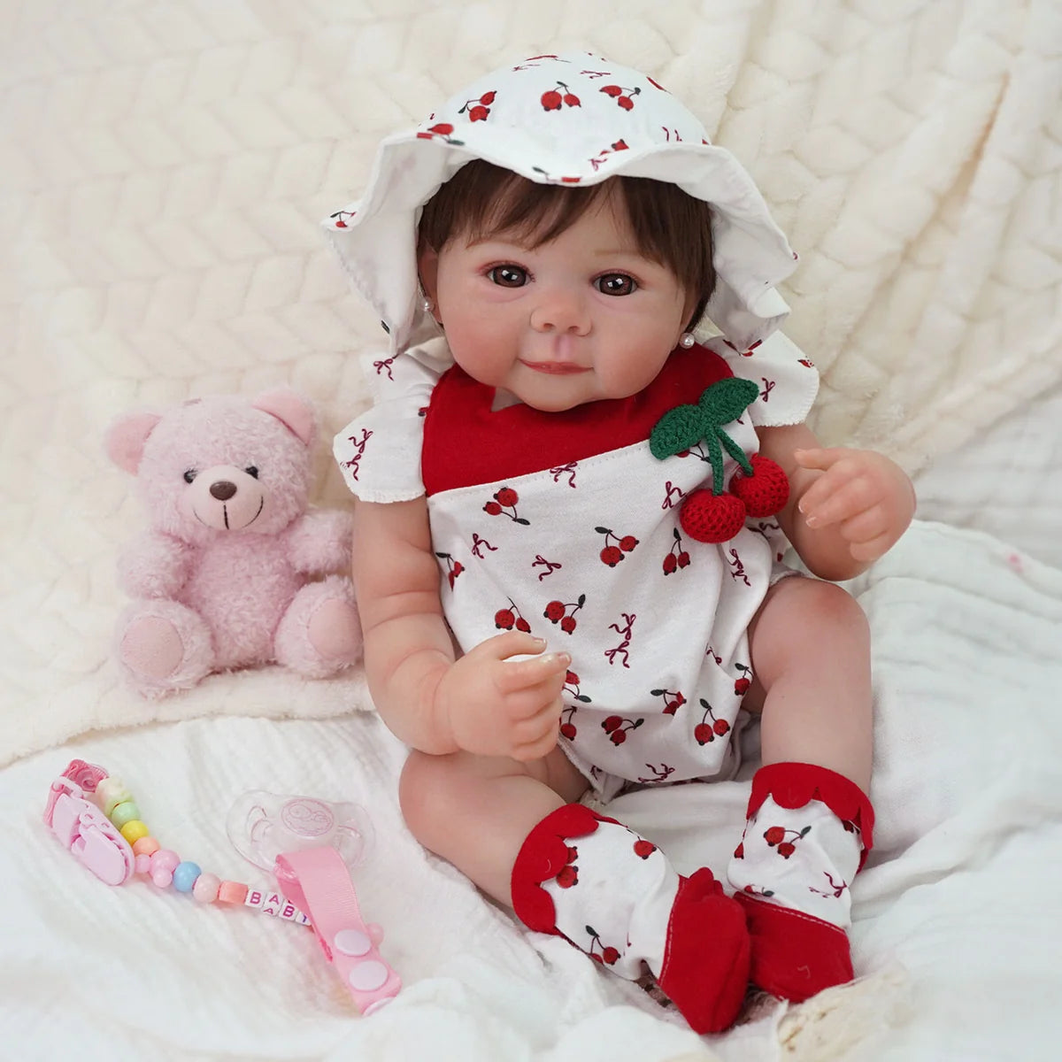 Boneca Bebê Reborn Silicone 48cm Conjunto de Roupa Mamadeira Chupeta Pelucia Brastoy