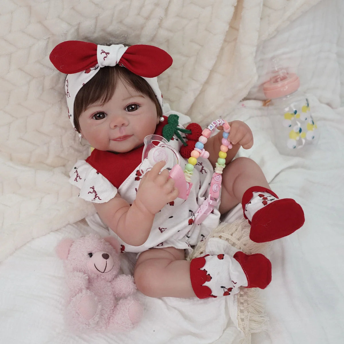Boneca Bebê Reborn Silicone 48cm Conjunto de Roupa Mamadeira Chupeta Pelucia Brastoy