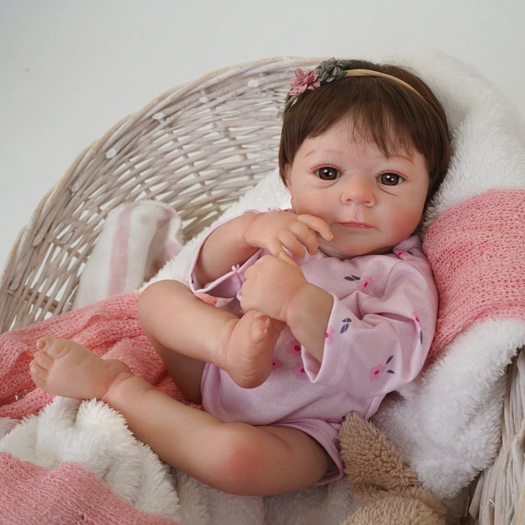 Boneca Bebê Reborn Silicone 48cm Conjunto de Roupa Mamadeira Chupeta Pelucia Brastoy